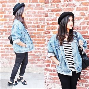 Levi’s trucker denim jacket